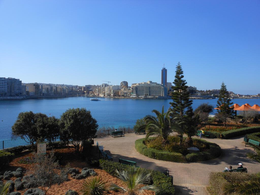 Apartment With Stunning Seaviews Sliema Eksteriør bilde